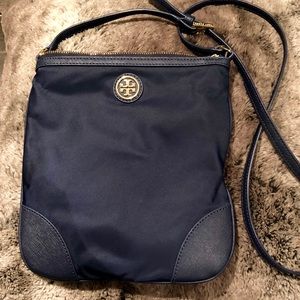 Tori Burch Navy Crossbody 🎀
